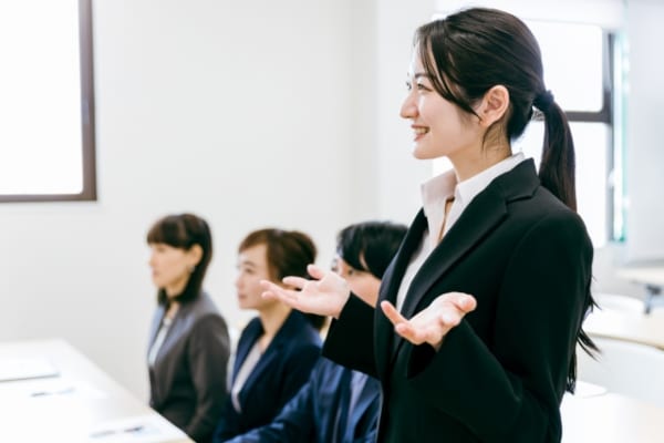 【例文付き】面接で強み・弱みを伝えるポイント3つ!見つけ方や注意点も解説 | キミスカ就活研究室