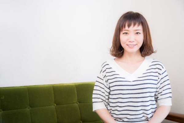 パーマヘアで就活するのはあり？ヘアアレンジ法と就活のコツを徹底解説 キミスカ就活研究室